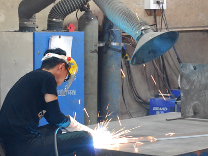 鈑金焊接